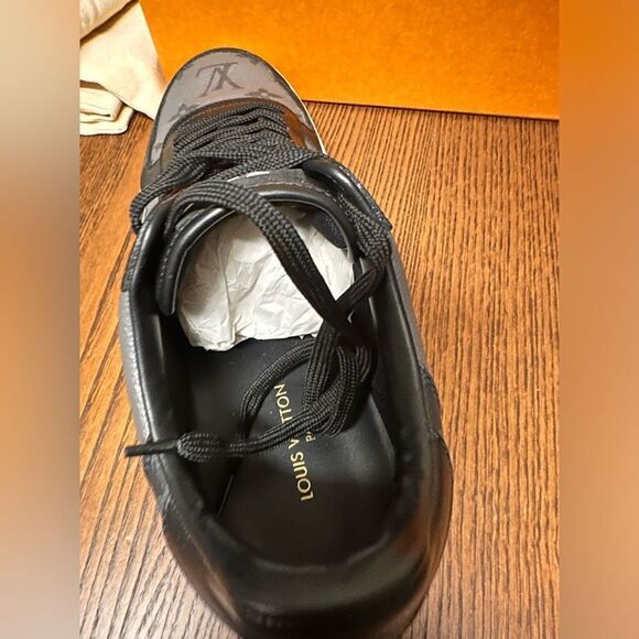 Like new LOUIS VUITTON RIVOLI LOWS - Picture 6 of 9